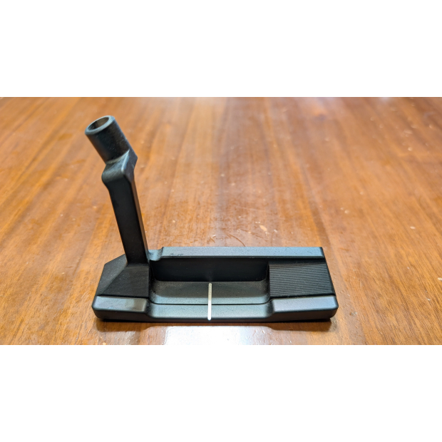 classic-blade-putter.webp